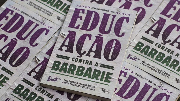 A  CENTRALIDADE DA EDUCAÇÃO NA SOCIEDADE DO FUTURO