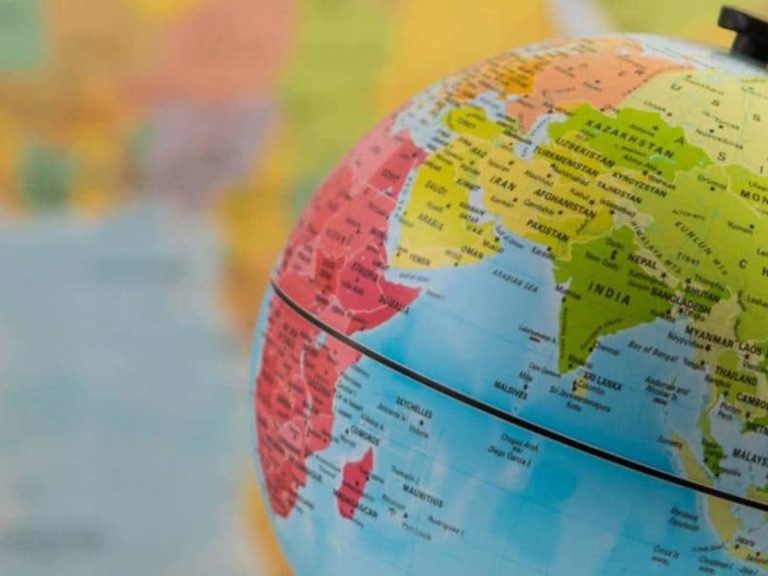 PERGUNTAS E RESPOSTAS CURIOSAS SOBRE GEOGRAFIA