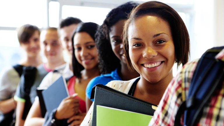 SISTEMAS DE COTAS PARA NEGROS NAS UNIVERSIDADES
