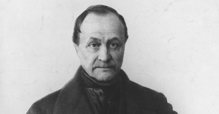 AUGUSTE COMTE
