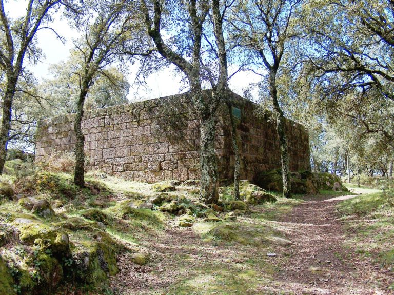 O Castelo de Faria –  Alexandre Herculano