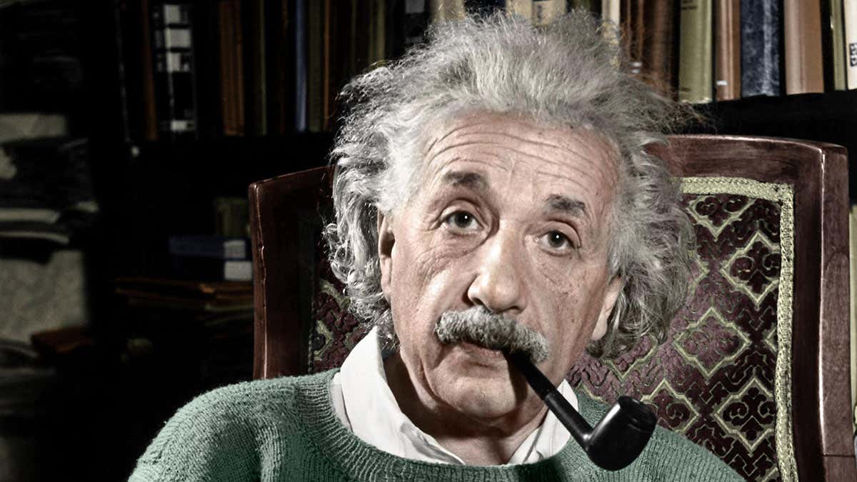 ALBERT EINSTEIN - Trabalhos Escolares