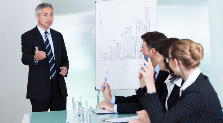 COMO FAZER TRABALHO SOBRE AMBIENTE DE NEGÓCIOS