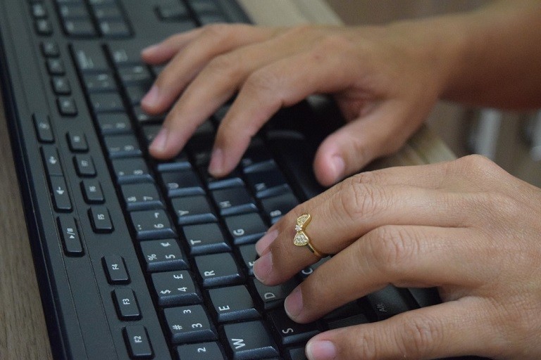 TRABALHOS ESCOLARES NAS NORMAS DA ABNT