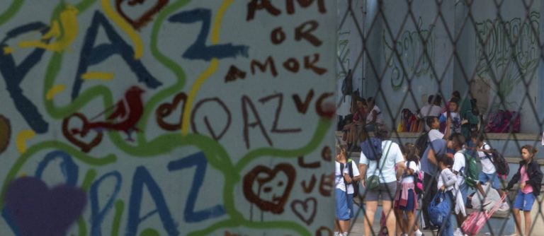 Sistema Osteomusculares em Auxiliares de Desenvolvimento Infantil