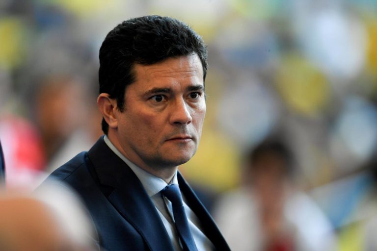 Extradição Deportação e Asilo Politico